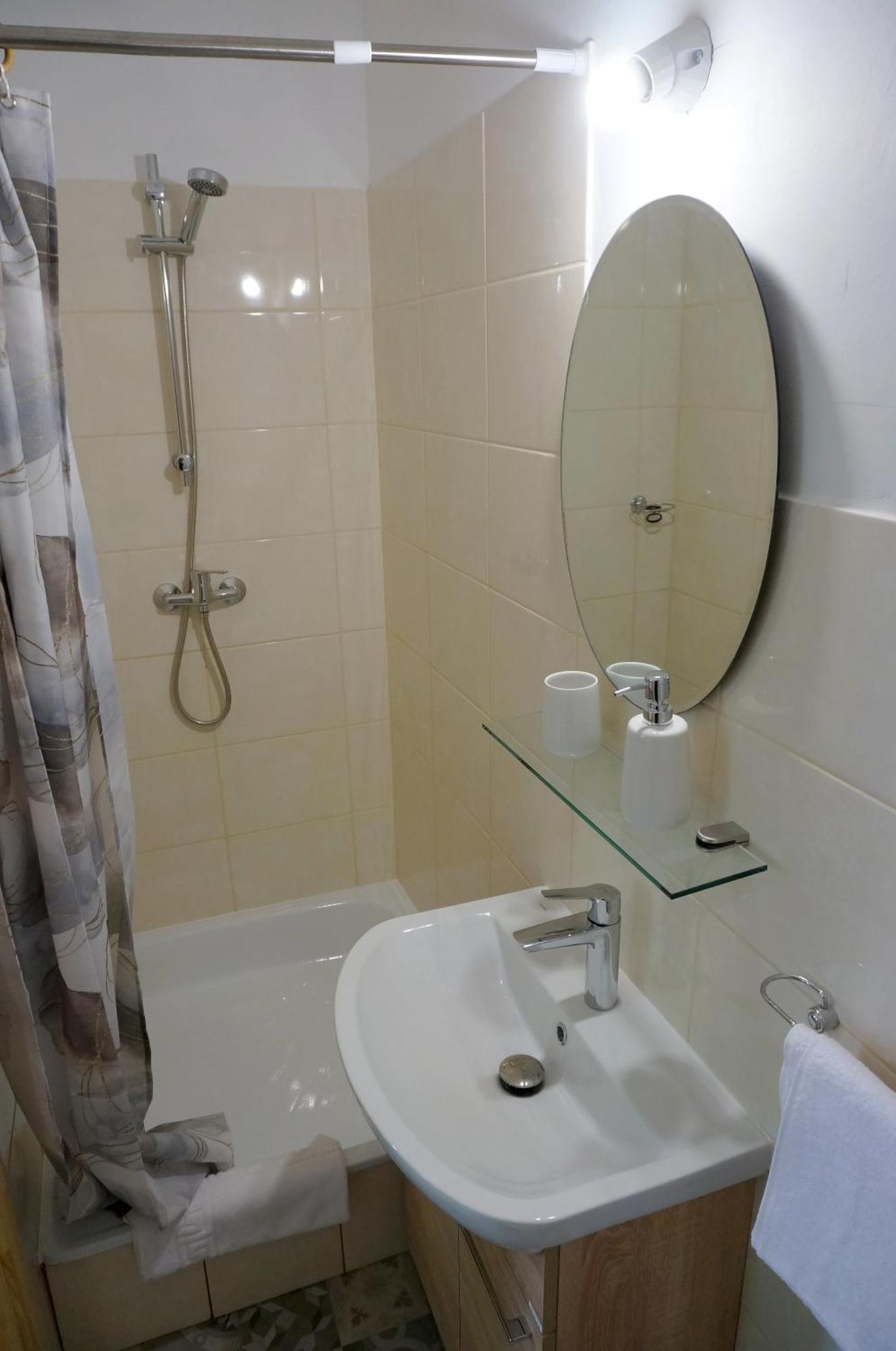 Uliha Apartamenti Liepāja Exterior foto